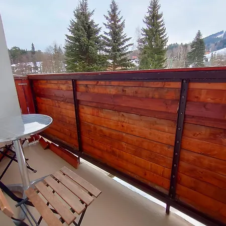 Na Tanvaldskem Spicaku Apartment *